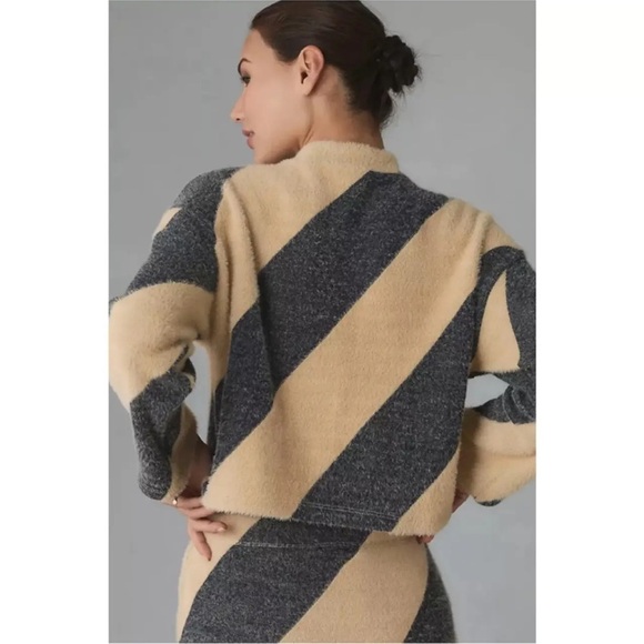 Anthropologie Maeve Mock Neck Cropped Diagonal Gray Striped Sweater - Picture 2 of 8